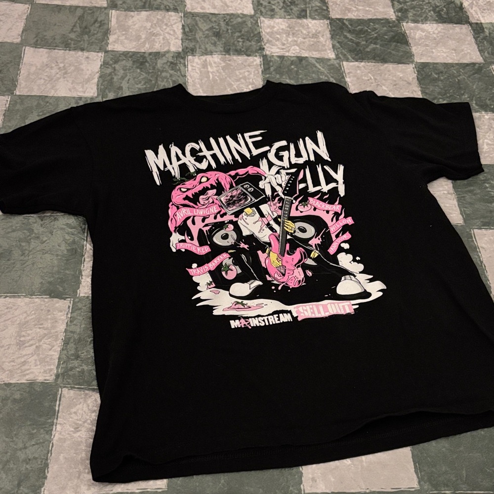 MGK Mainstream sellout tour 2022Black Graphic T-Shirt with Pink and White Design